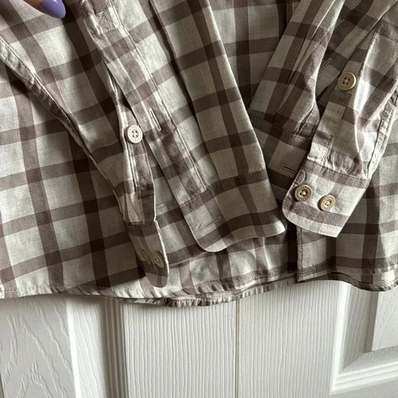 Patagonia Organic Cotton Long Sleeve Button Down Shirt size M - Picture 5 of 6